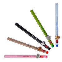 Legami Gelstift CPP0005 mit Faultier-Deko, frontal fotografiert, Faultier liegt oben auf dem Stift, Detail gut erkennbar
