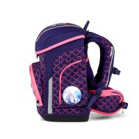 Ergobag Cubo PerlentauchBär Schulranzen Vorderansicht, zeigt reflektierende Flächen und abnehmbares Klett-Patch.