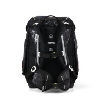 Ergobag Cubo Super ReflektBär 01510-900Z6-10, schräge Rückansicht zeigt reflektierende Fläche und gepolsterte Träger.
